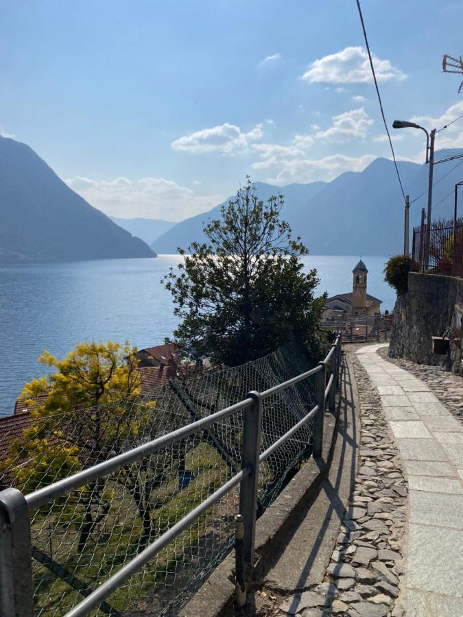 Paolo'S Home - Overlooking The Lake Colonno エクステリア 写真